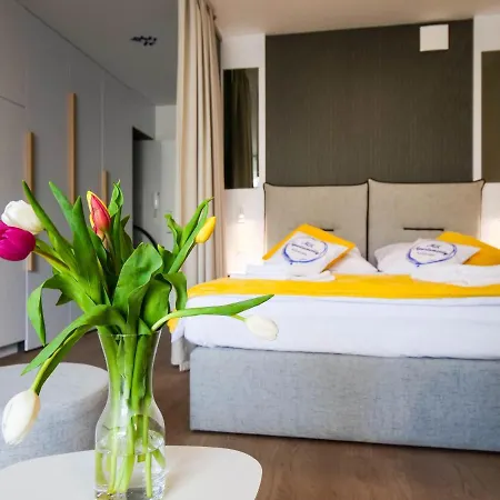 Mk Zlocisty Апартаменты Колобжег